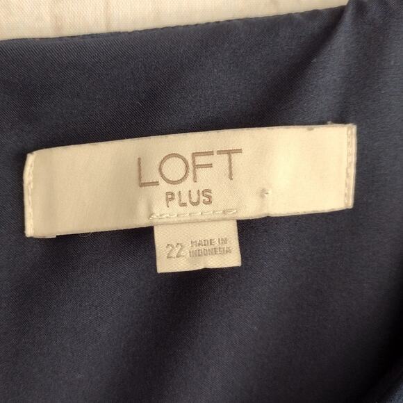 LOFT Navy Blue Botanical-Print V-Neck Short Sleeve A-Line Dress Plus Size 22 - Picture 9 of 12